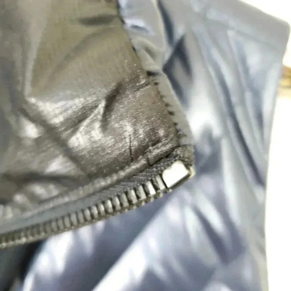 Rag & Bone Chevron Puffer goose filled vest.  Navy. Size small - Picture 6 of 8